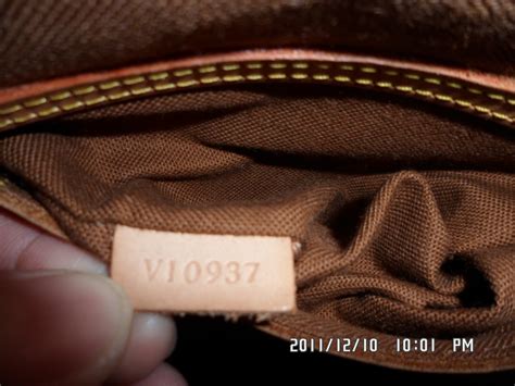 check a louis vuitton serial number